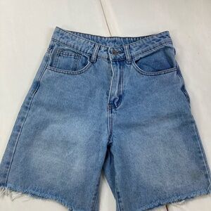 Dazy Vintage Style Baggy Denim Relaxed Fit Raw Hem Long Jorts Cut Offs Sz 25